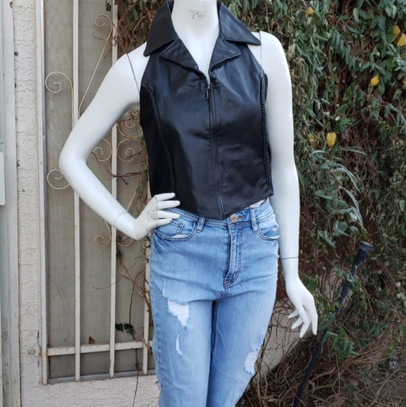 MUST HAVE THIS‎ SEXY VEST - Picture 1 of 8